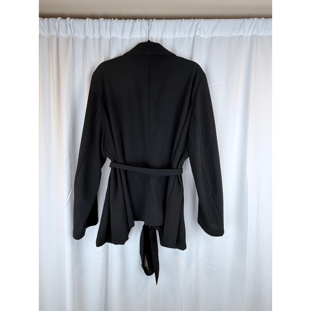 BloomChic Black Belted Blazer Silver Ring Detail Plus Size 22-24 Notched Lapel - Picture 2 of 5
